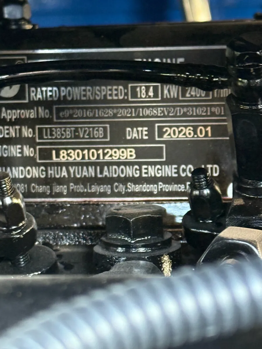 1.8t mini digger new - Image 4