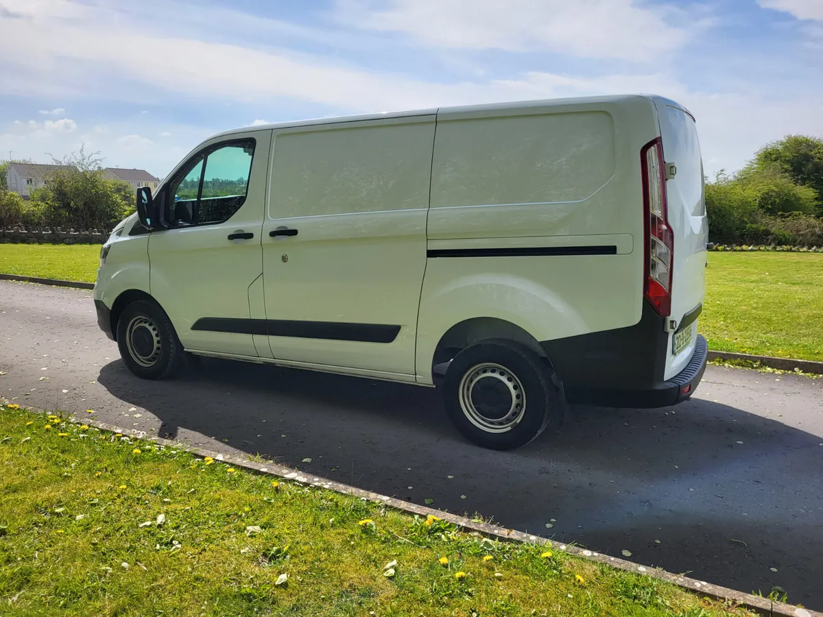 Ford Transit Custom 2021  1 OWNER - Image 4