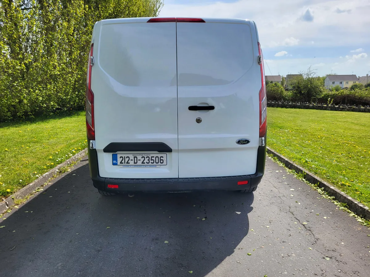 Ford Transit Custom 2021  1 OWNER - Image 3