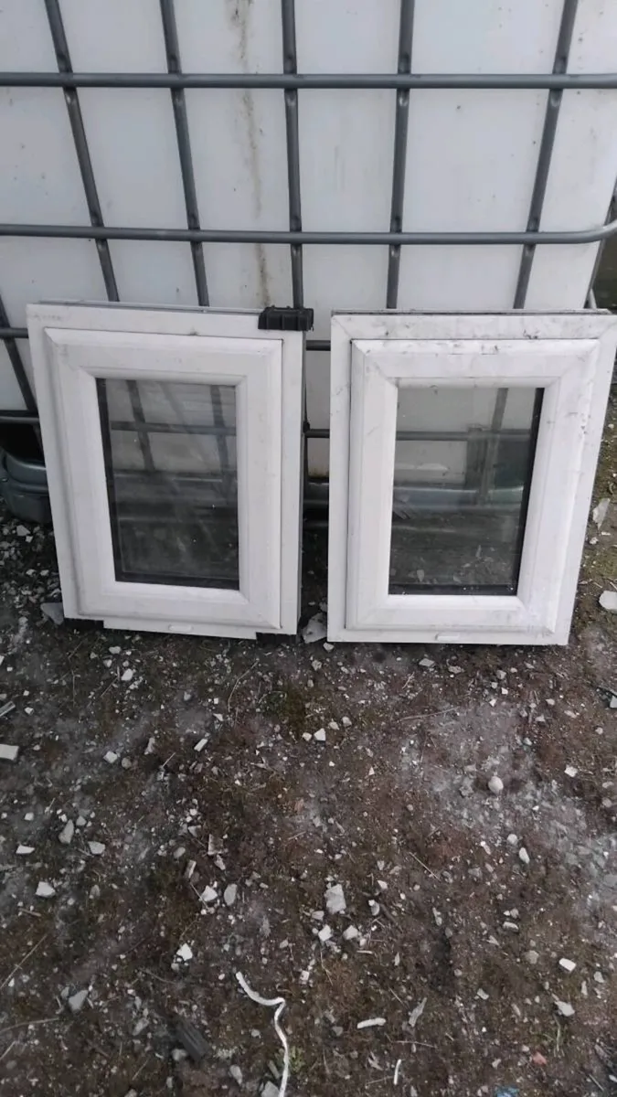 2x pvc windows - Image 2