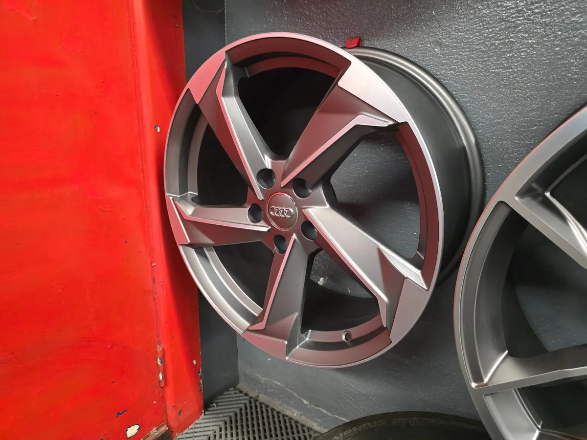 **Special** 18" Audi TTRS Twists