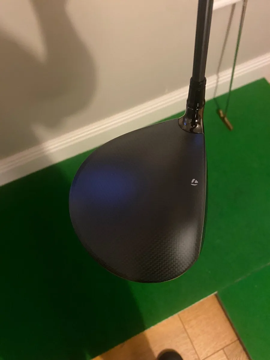 Taylor Made Qi35 Driver - 9 Degree - Image 1