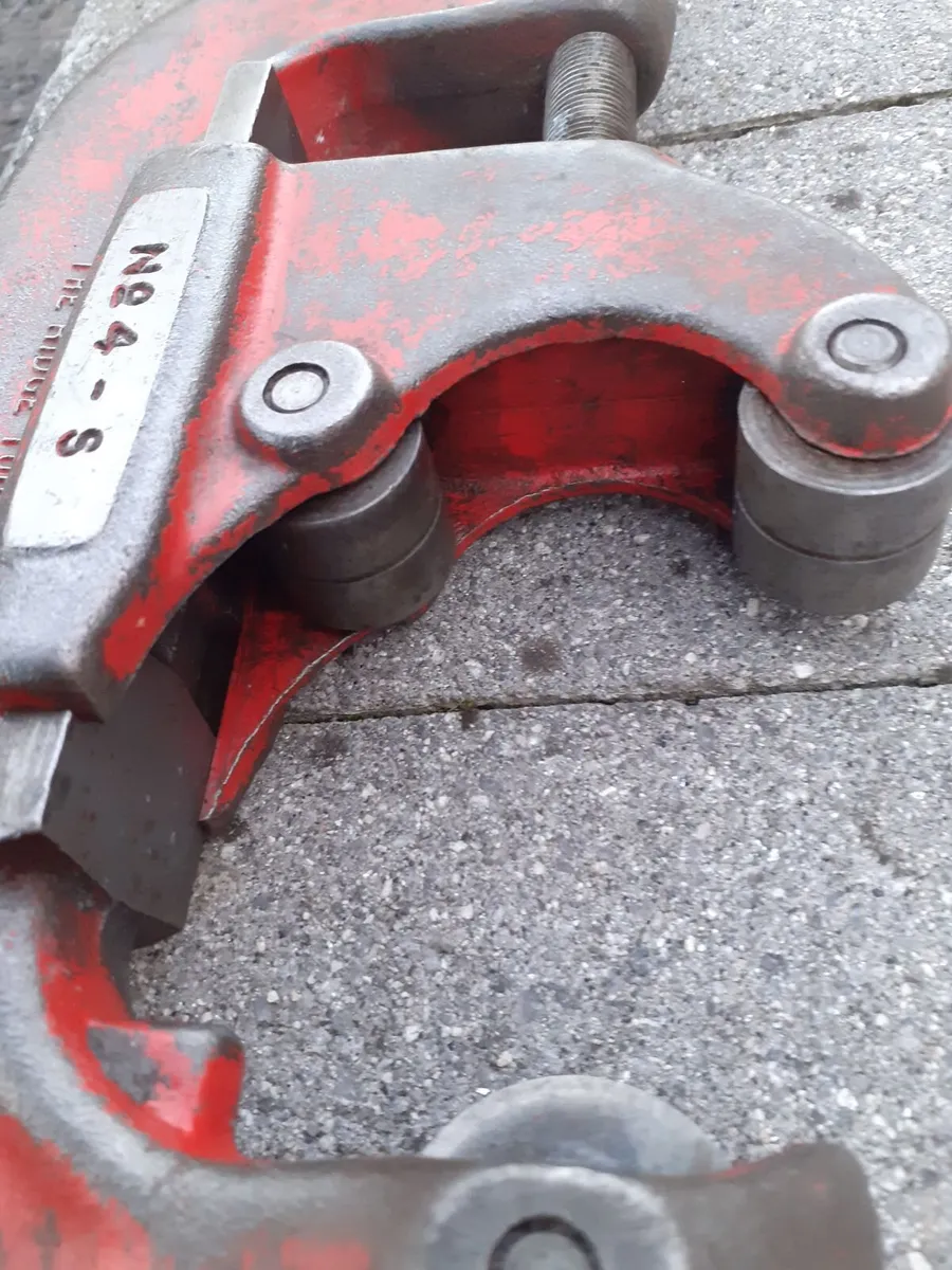 RIDGID 4S HEAVY DUTY PIPE CUTTER - Image 4