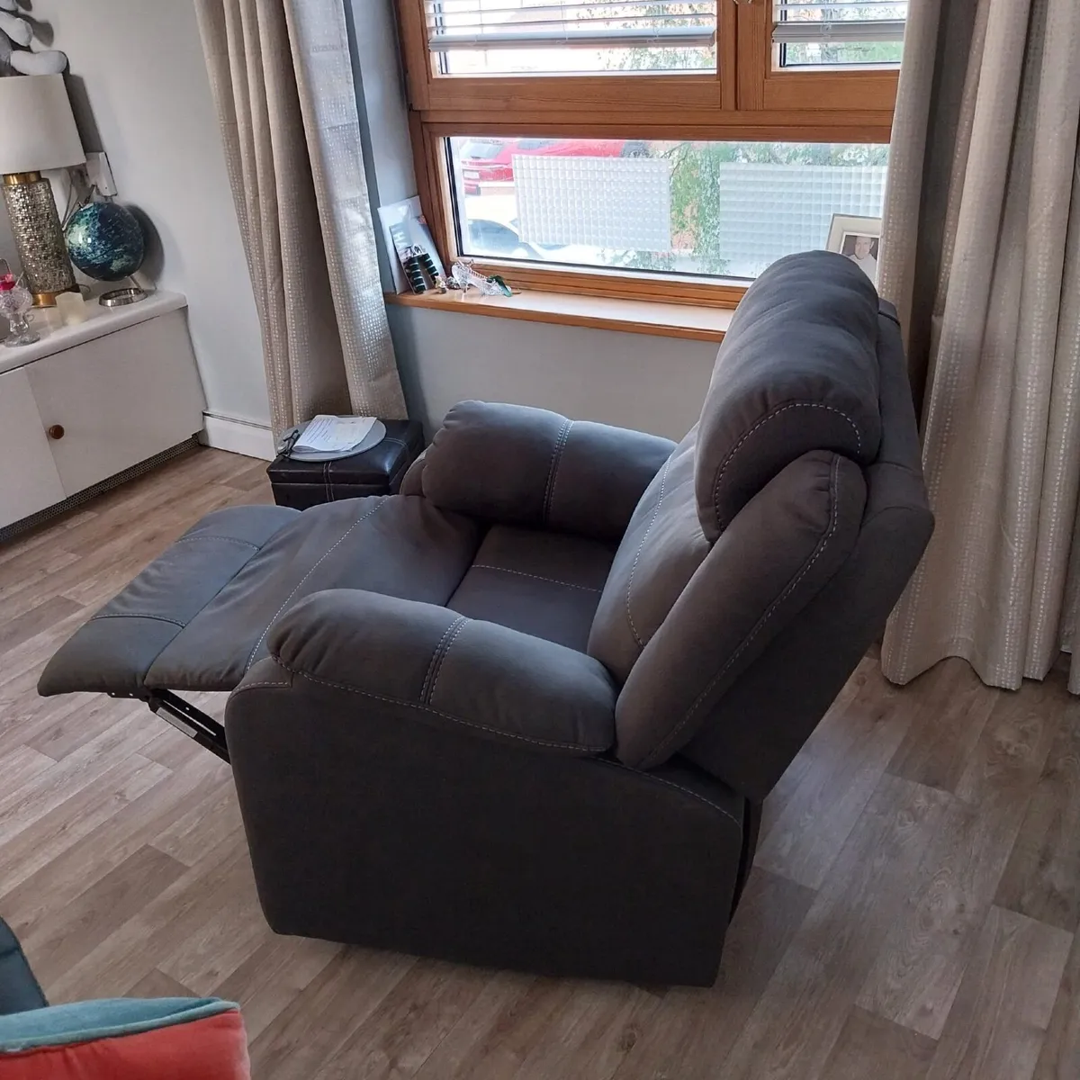 Recliner chair - Image 3