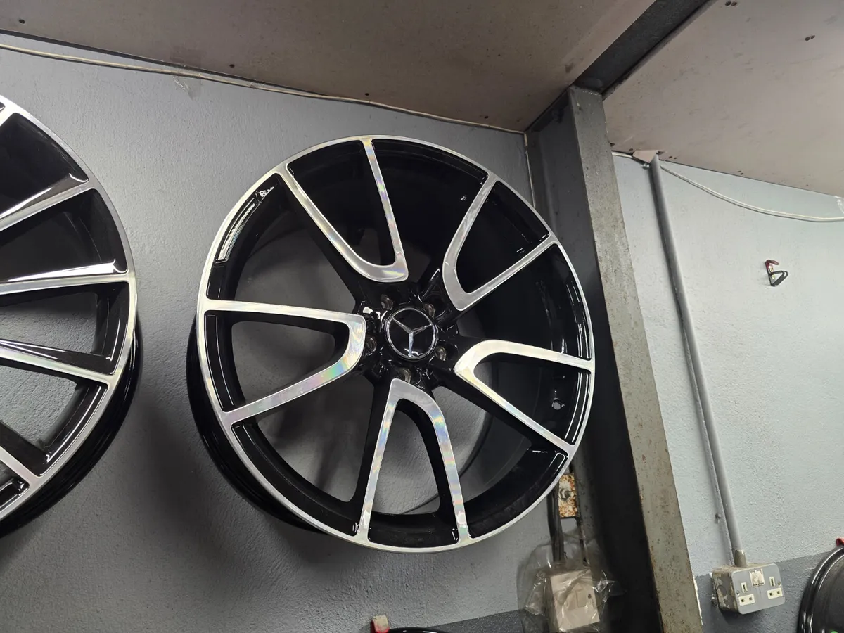 **Special** 20" Mercedes C43 Style