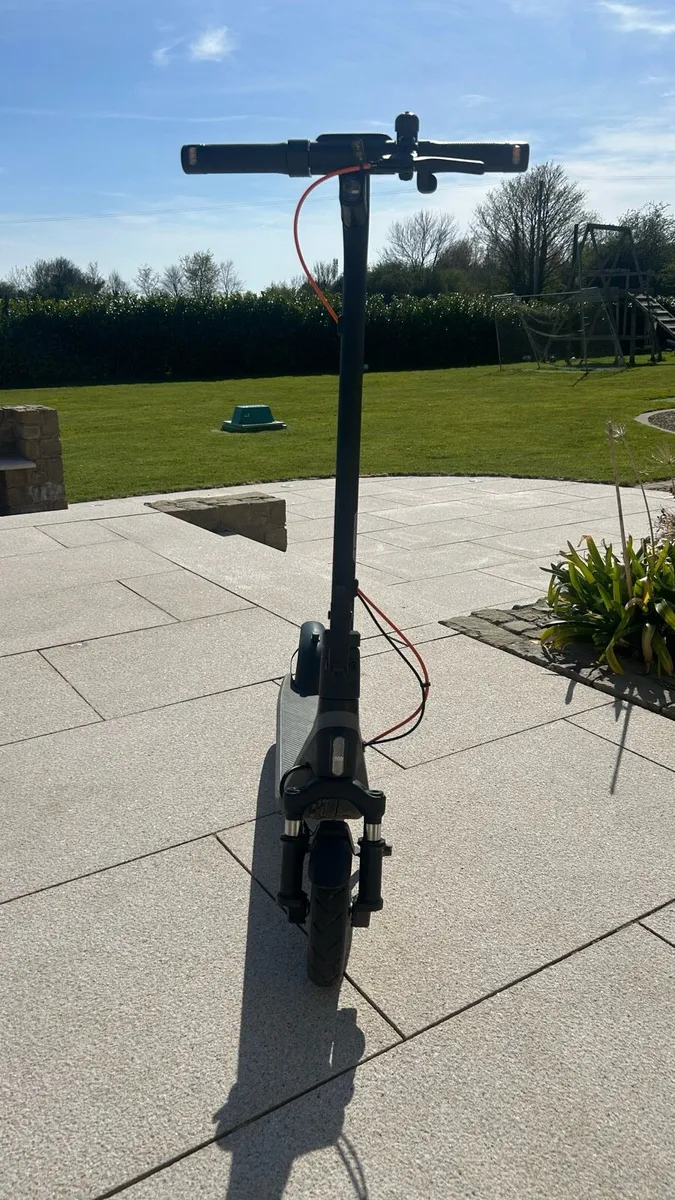 Segway Ninebot E2 Plus II Electric Scooter - Image 2