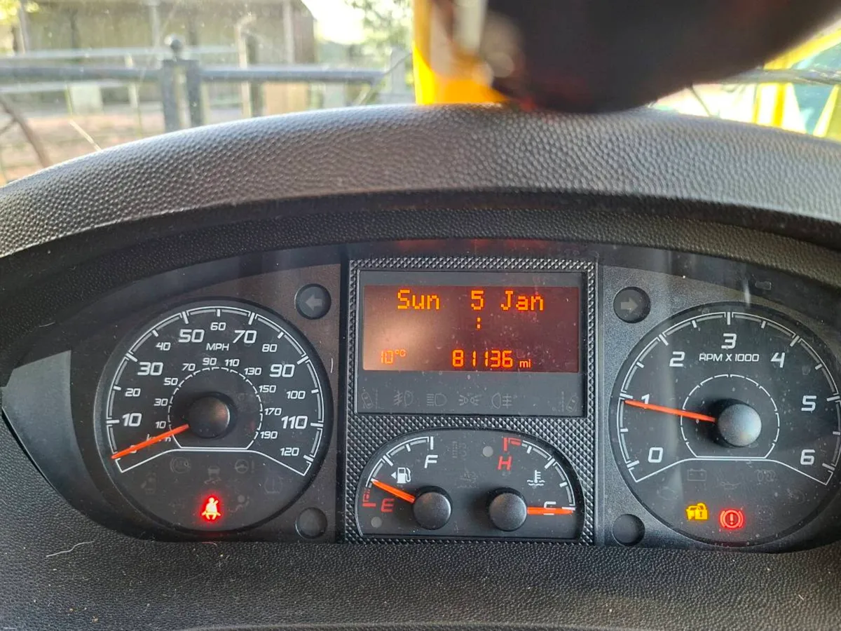 Horse Lorry - Image 3