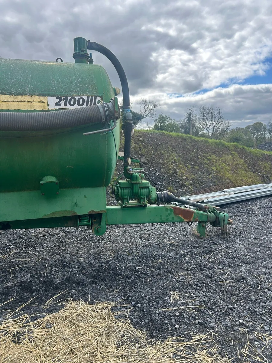 Slurry tanker - Image 4