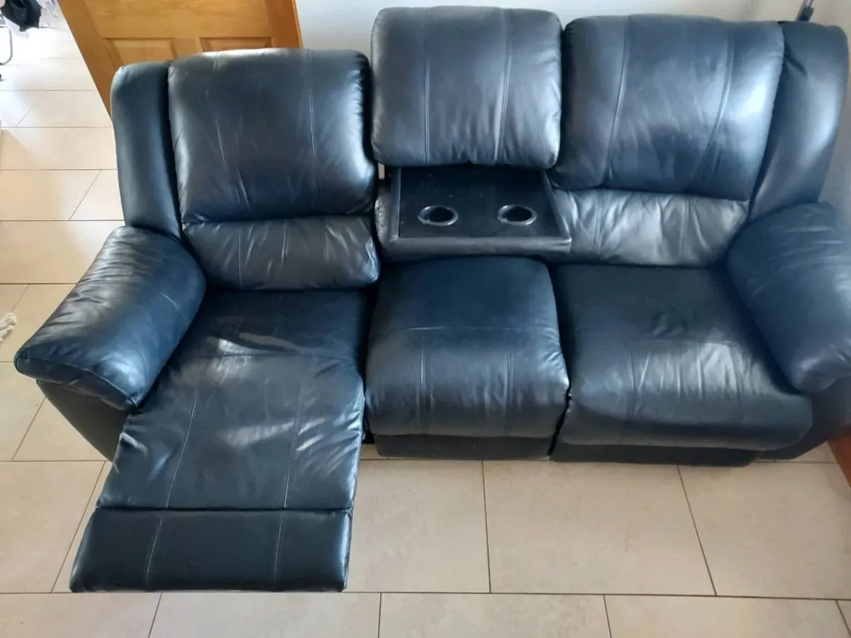 Leather couch - Image 2