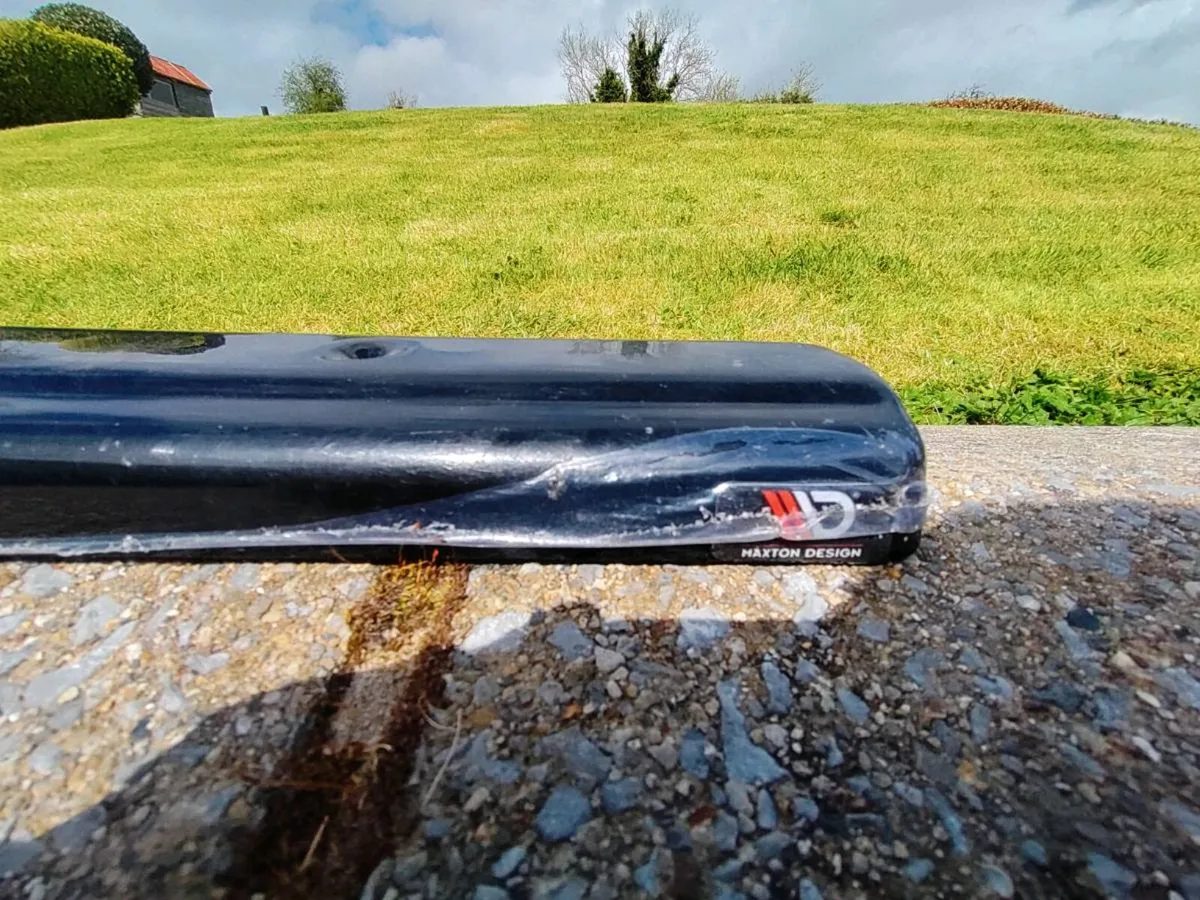 Maxton golf 7 GTI side skirts - Image 2