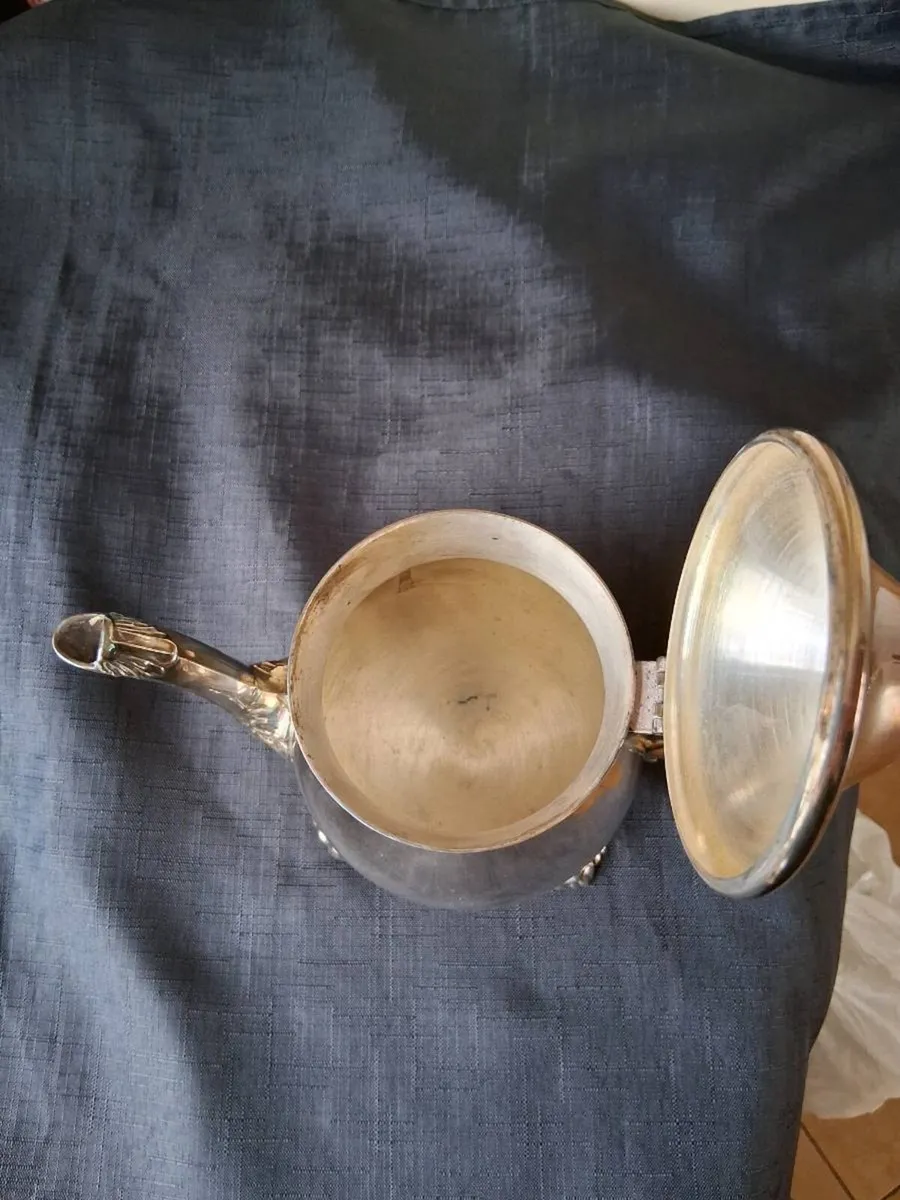 Viners Silver Plated Teapot - Image 2