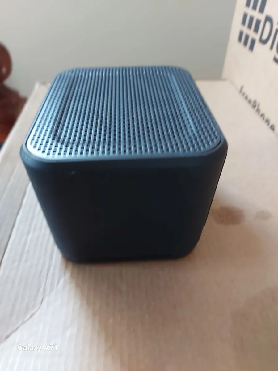 Skullcandy Barricade Wireless Bluetooth Speaker - Image 4