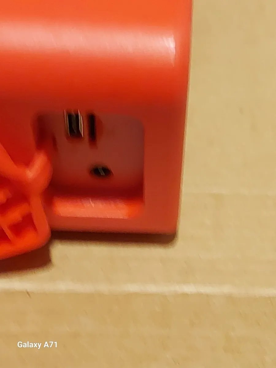 Blix 10 Bluetooth Speaker in perfect working order - Image 4