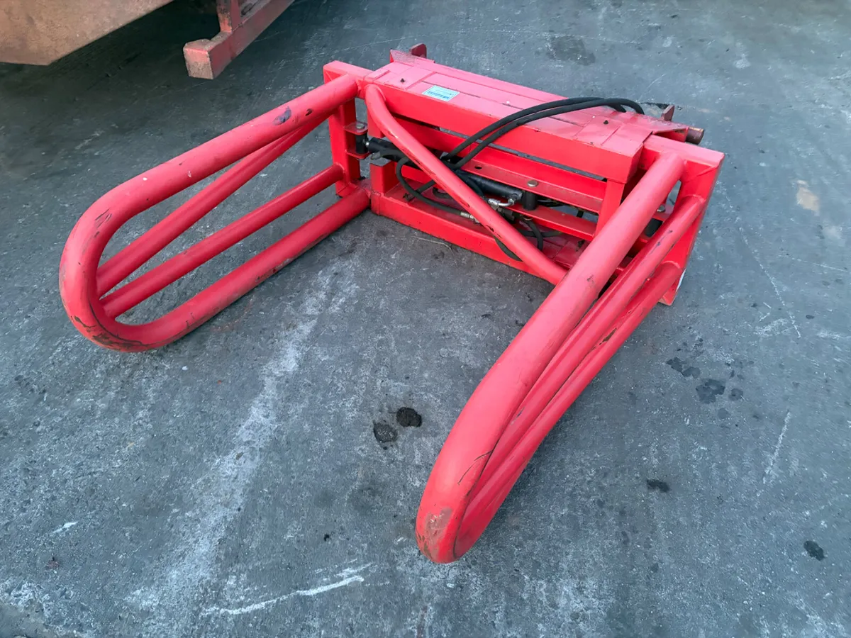 Square Bale Grab - Image 4