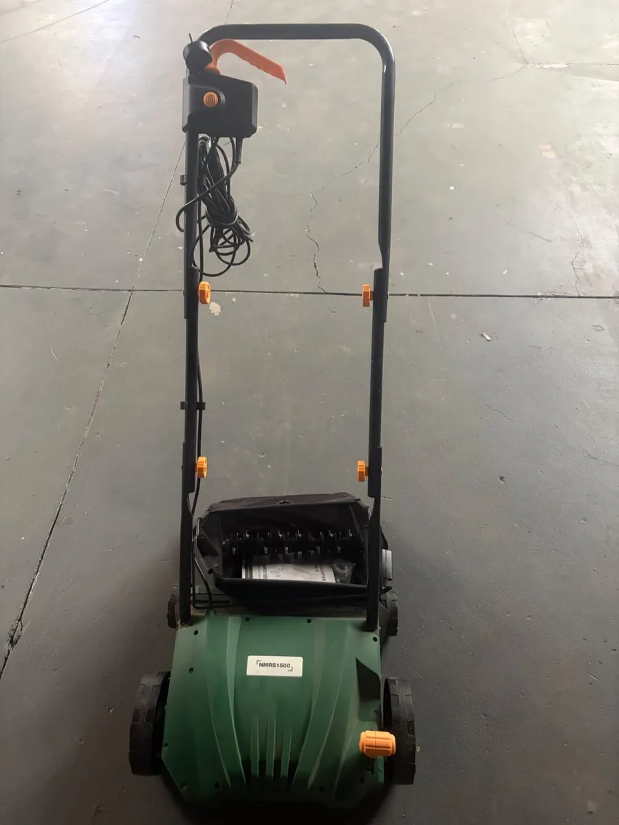 Lawn scarifier - Image 1