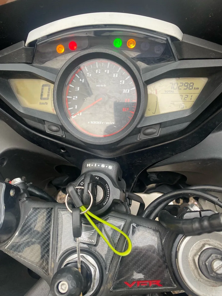 Honda VFR 1200F DCT - Image 3