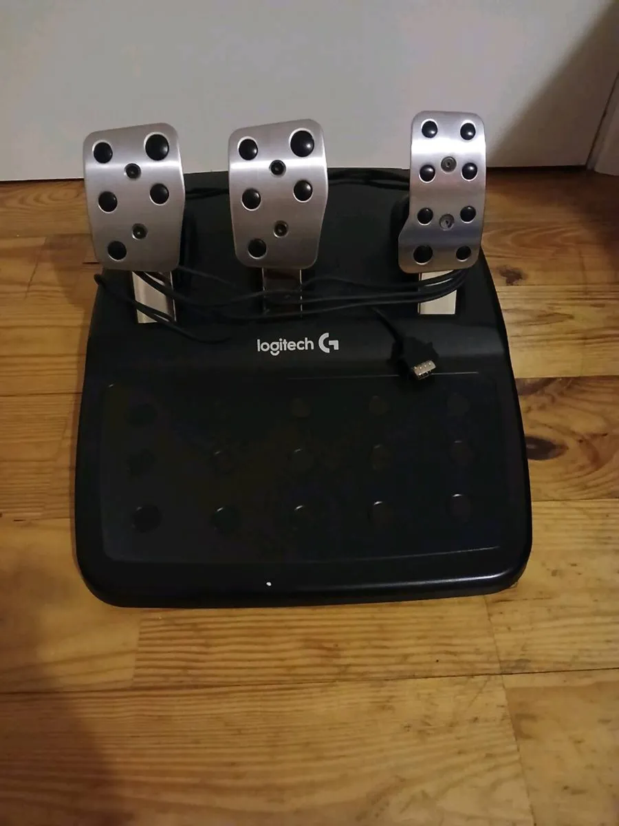 PlayStation Steering Wheel set - Image 2