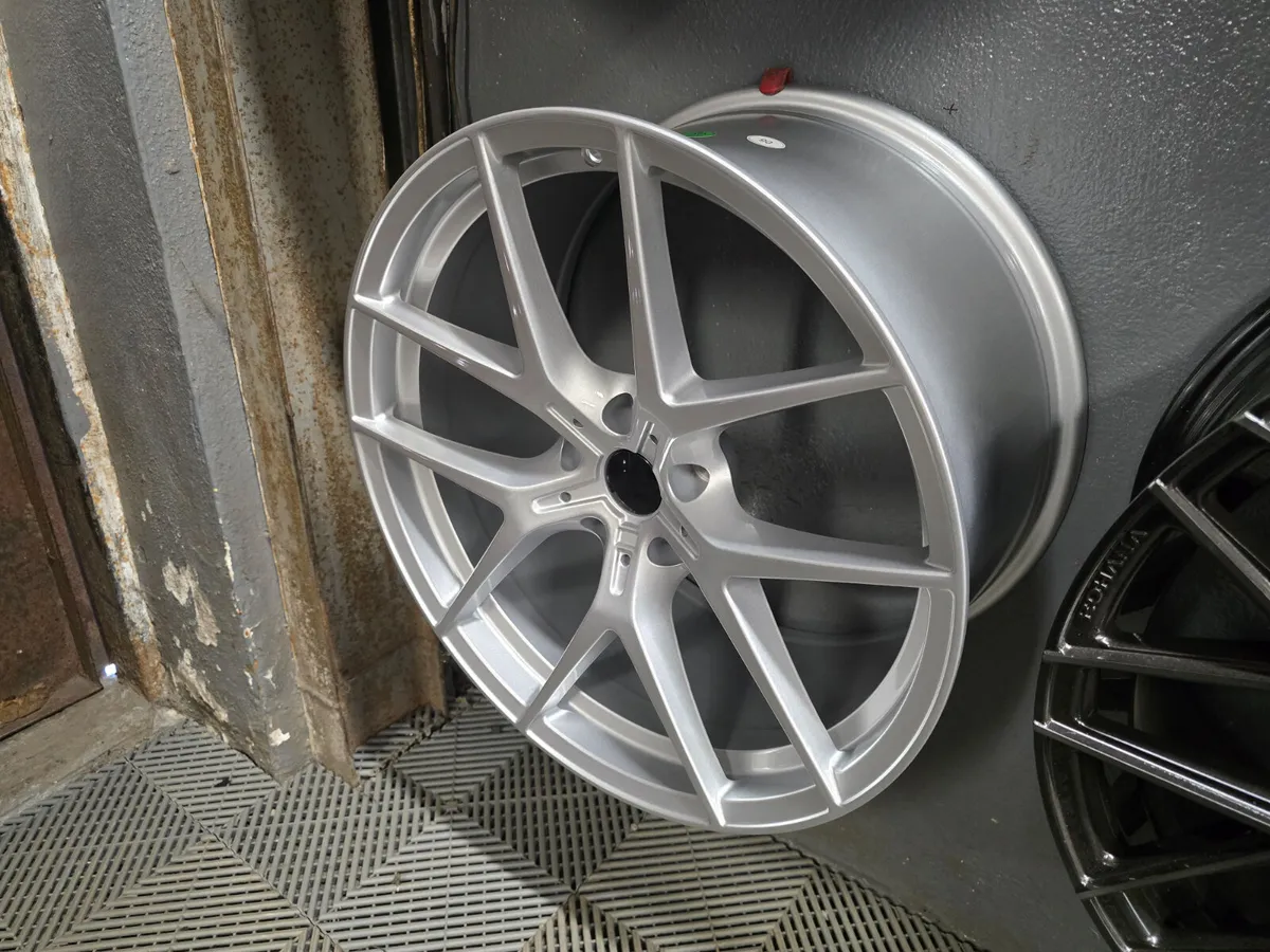 **Special** 20" BMW 554M Style