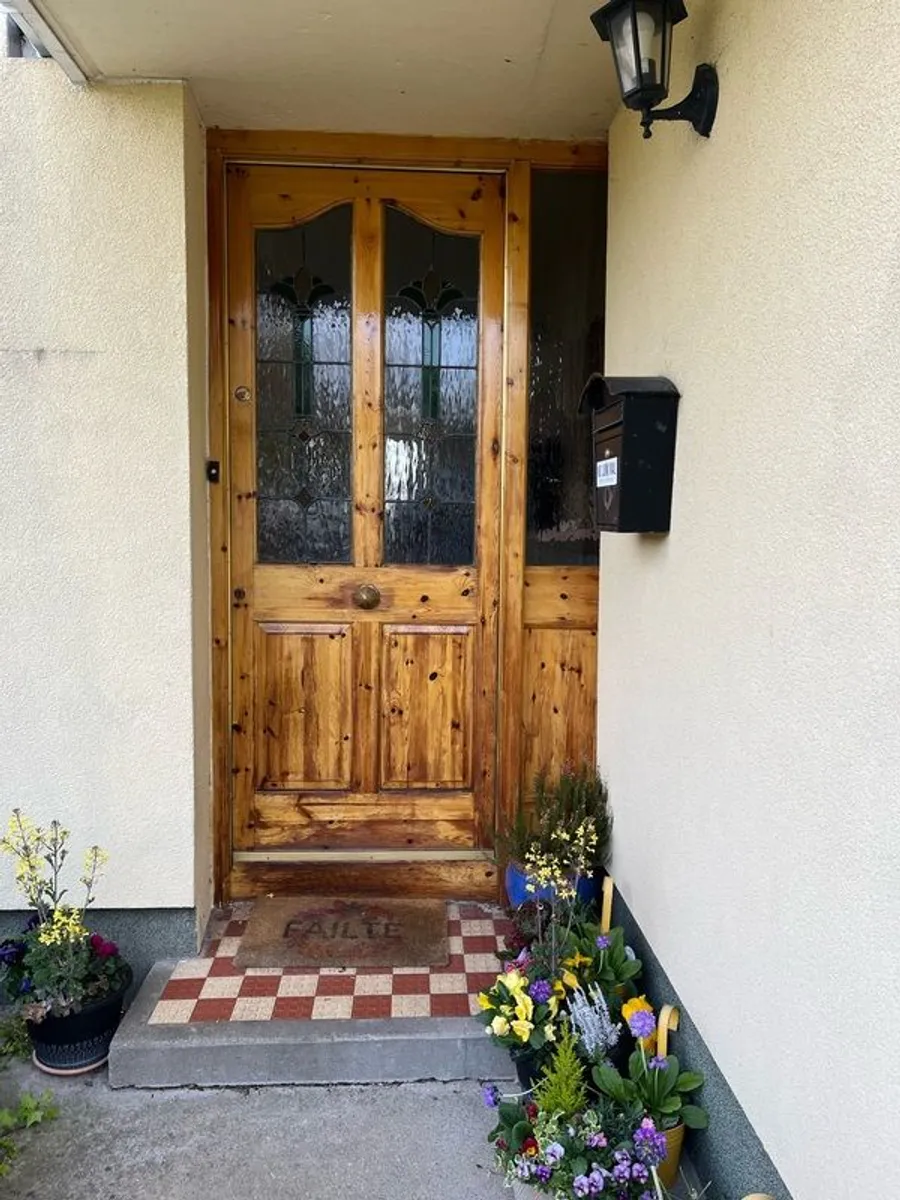 Door - Image 2