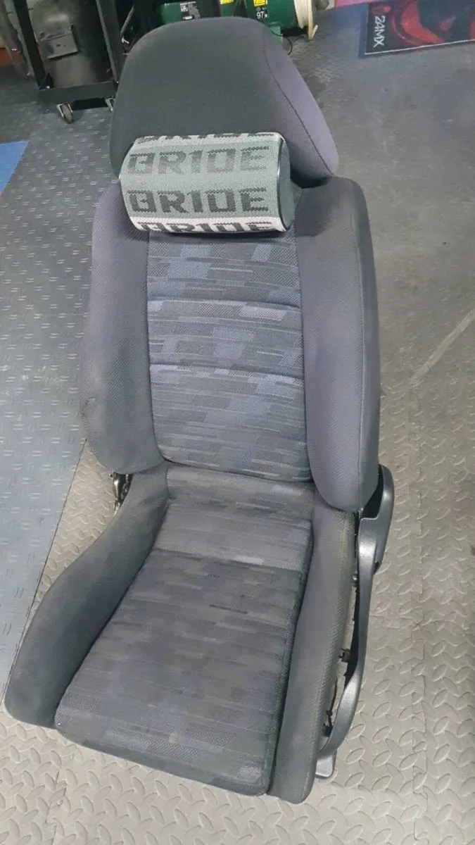 Toyota Mr2 seat ⚪️ - Image 1