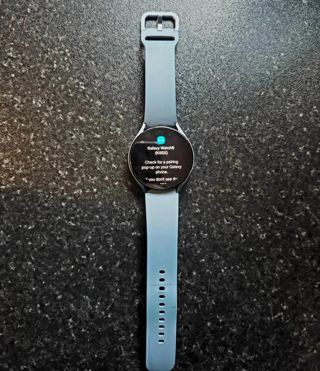 Samsung Galaxy watch 5 - Image 3