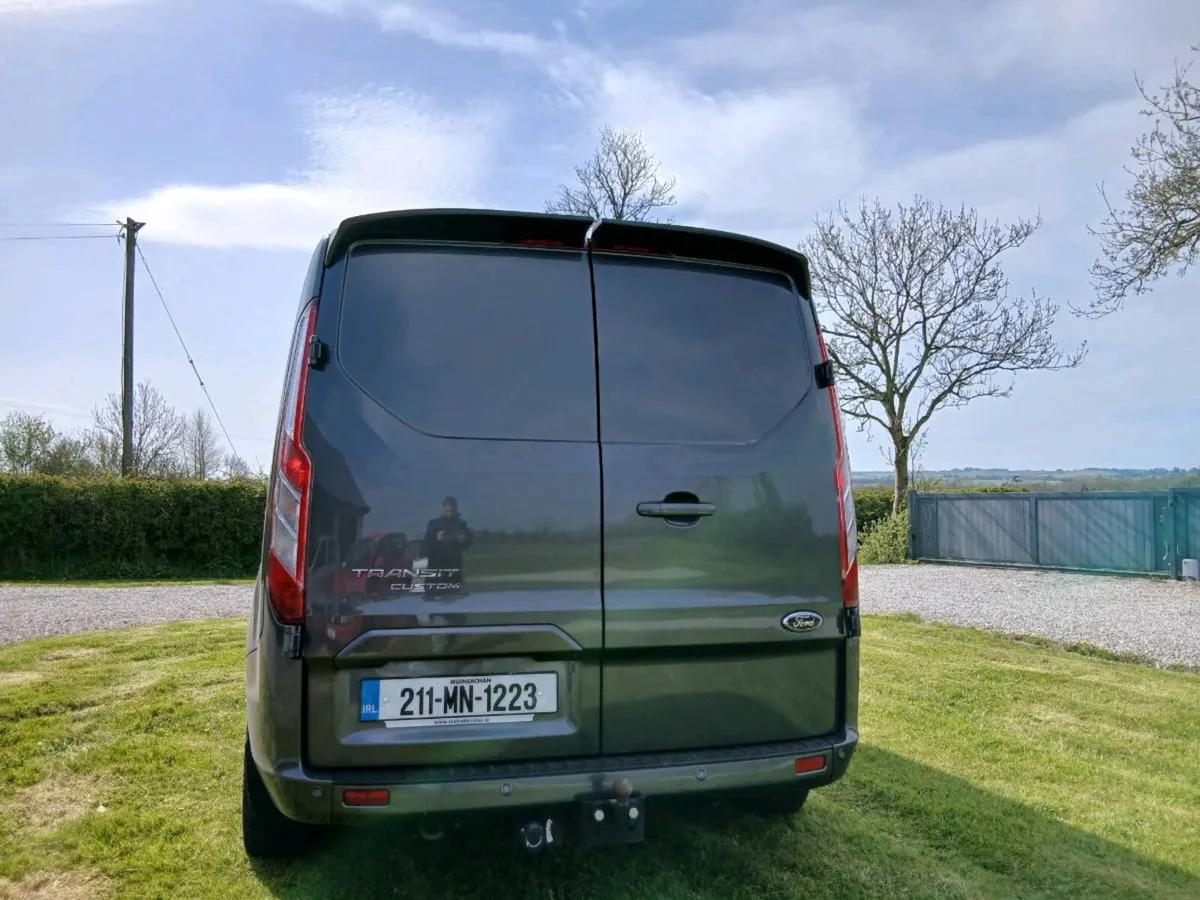 FORD TRANSIT CUSTOM LIMITED - Image 4
