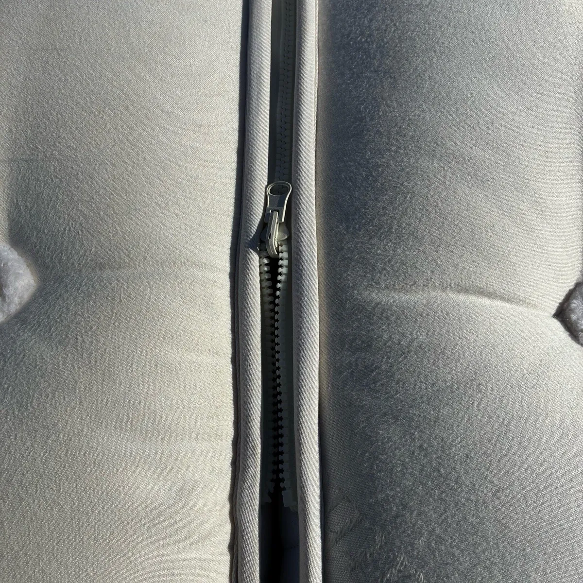 6ft Super King bed or 2 extra long single beds - Image 3