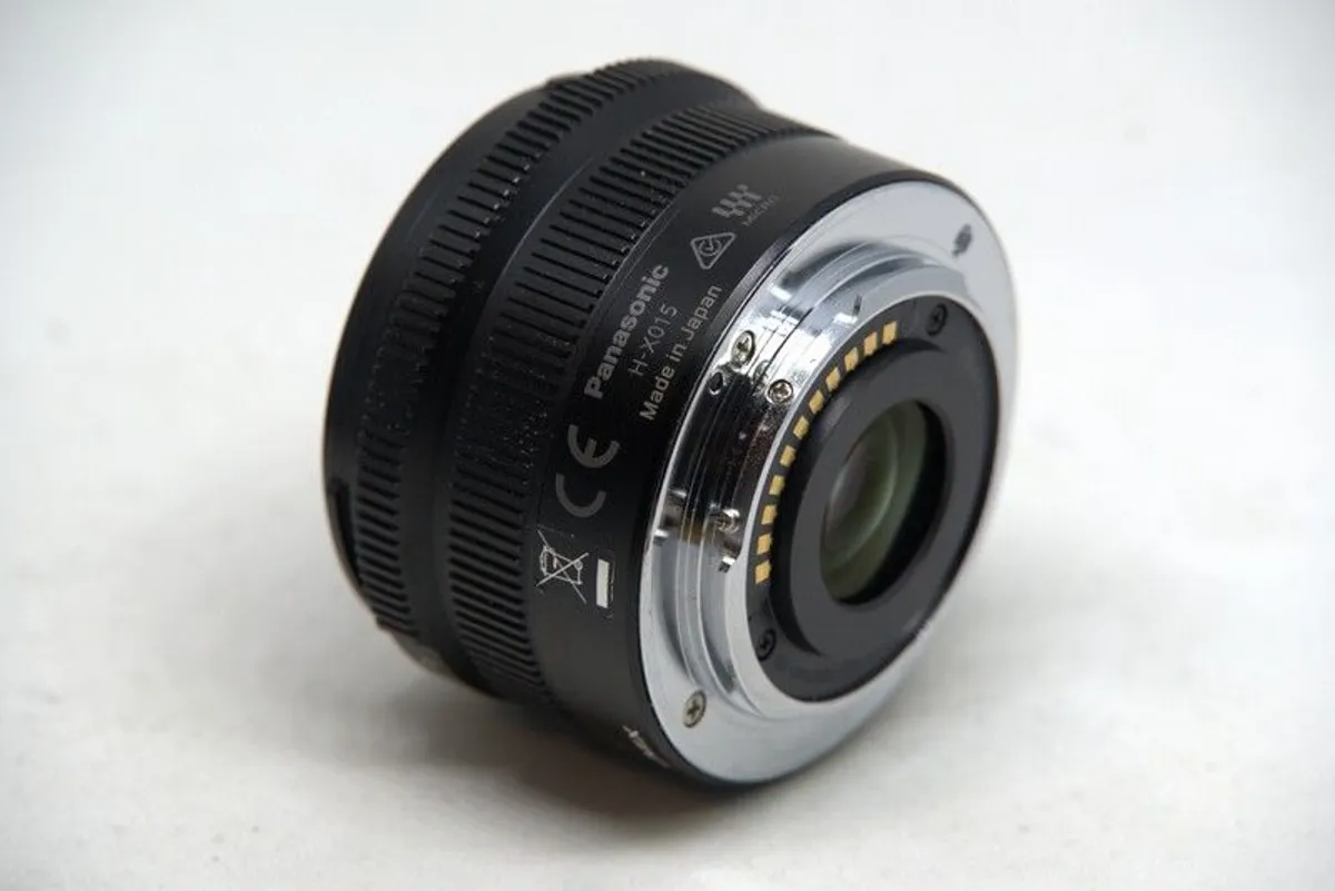 Panasonic H-X015 Leica DG Summilux 15mm f1.7 ASPH Lens - Image 3