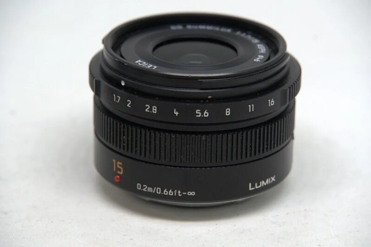 Panasonic H-X015 Leica DG Summilux 15mm f1.7 ASPH Lens - Image 4