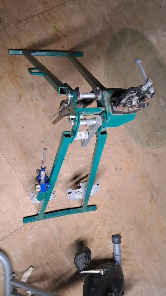 Conduit Bender - Image 1