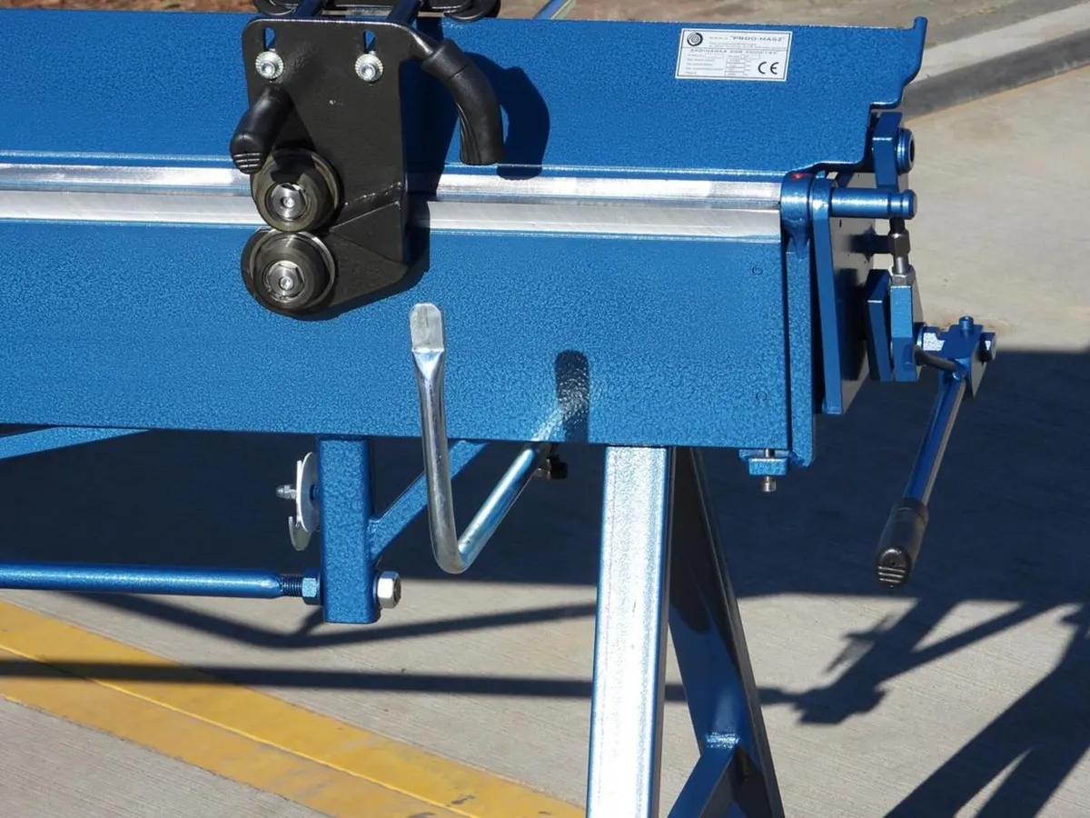 Sheet metal folder 2m-1.7mm of alu press brake NEW - Image 1