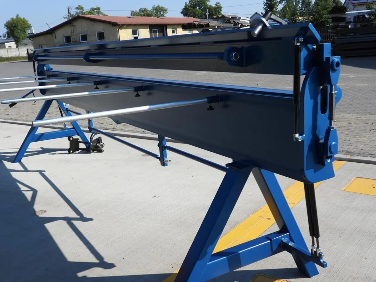 4m sheet metal folder, press brake bending machine - Image 4