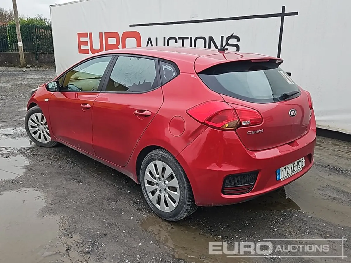 2017 Kia Ceed - Image 2