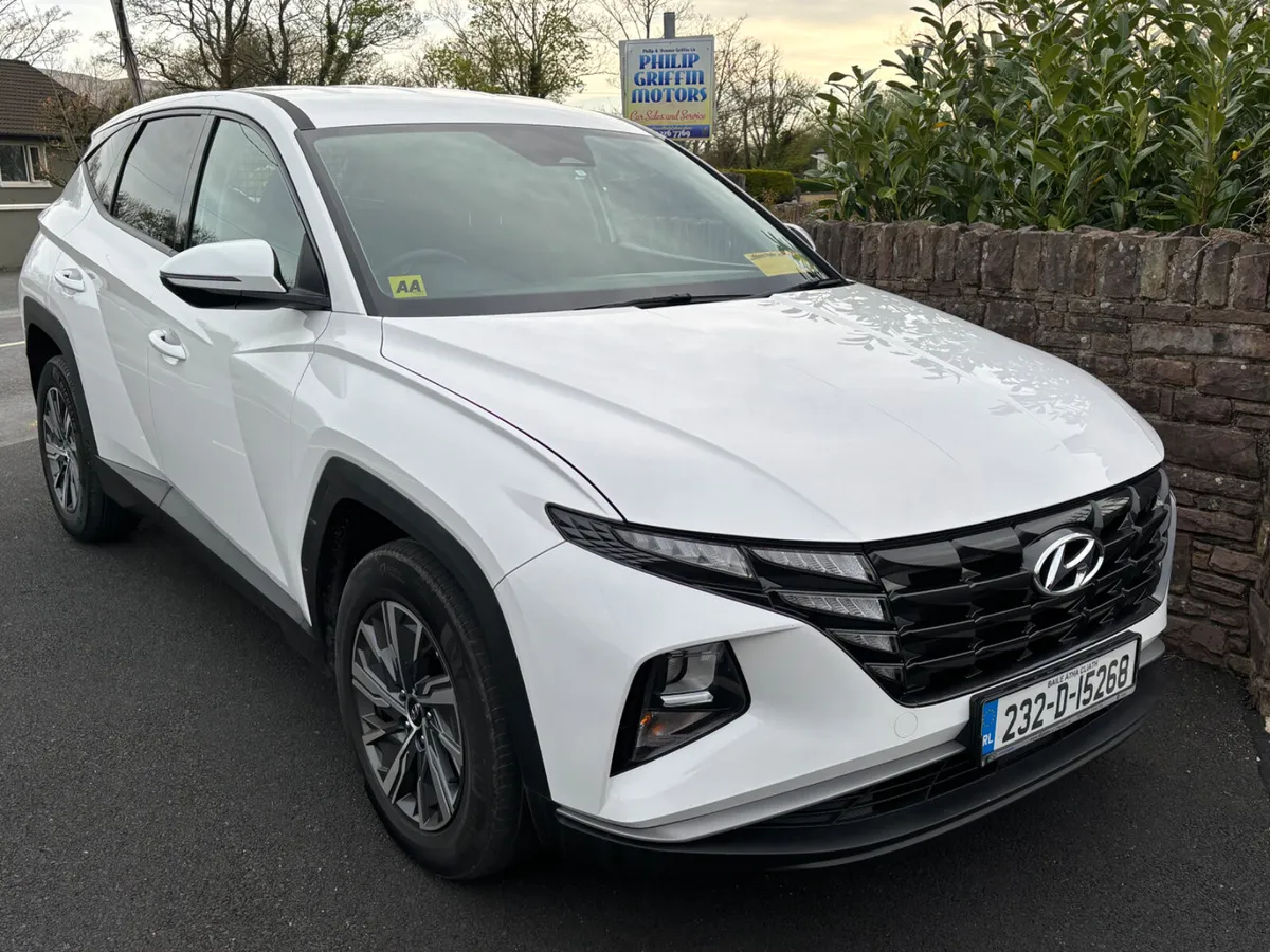 Tucson Commercial Comfort plus only 31000kms - Image 1