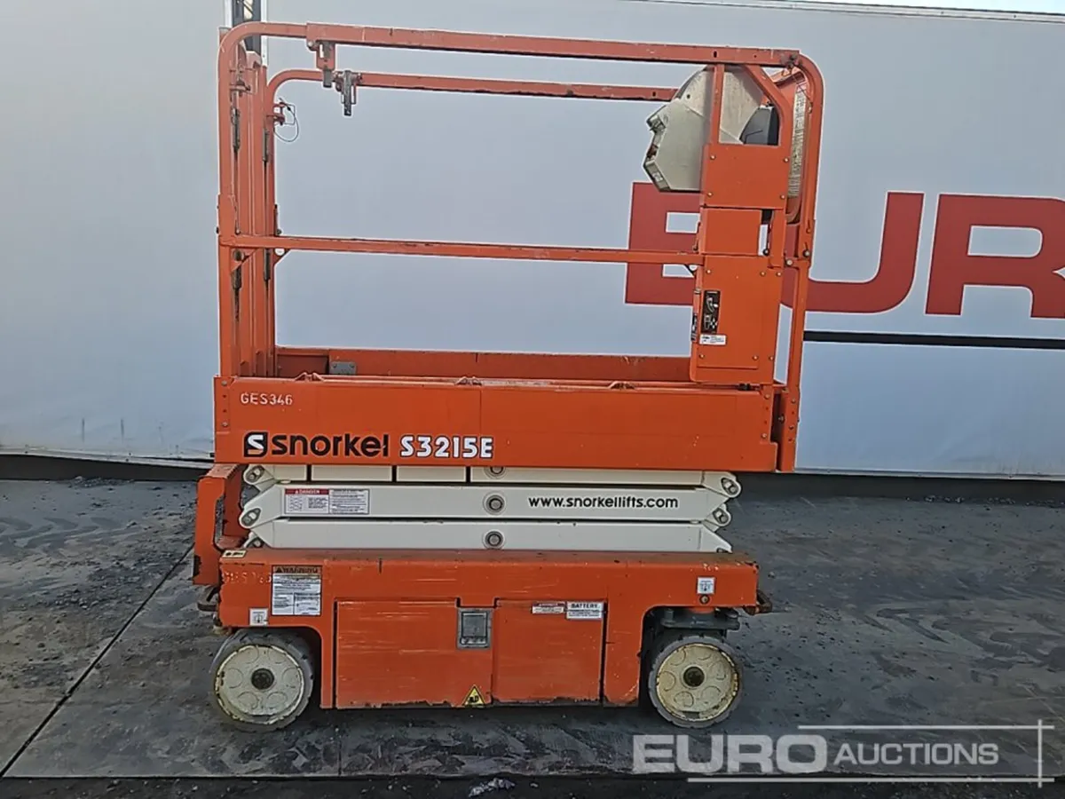 2019 Snorkel S3215E - Image 2