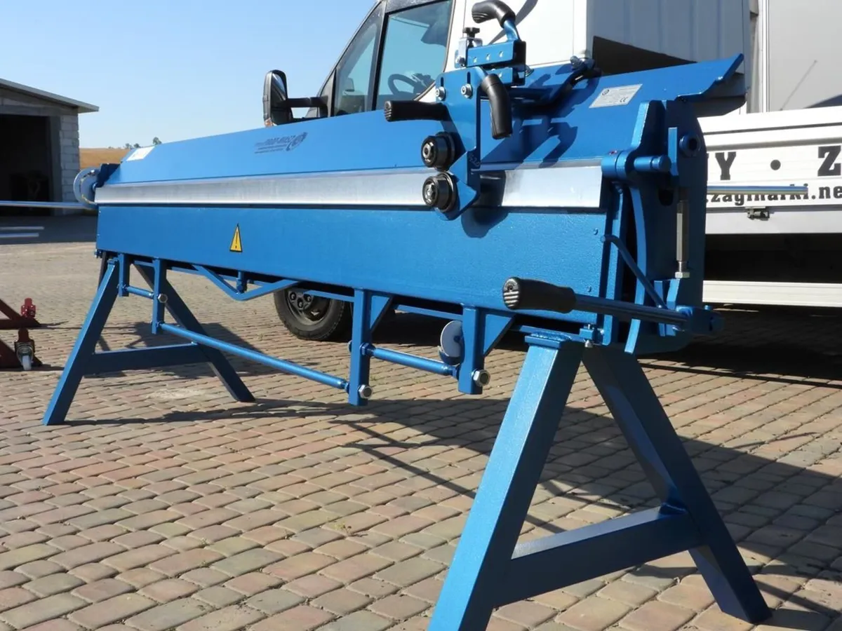 Sheet metal folder 3m-1mm of steel 560KG Strong! - Image 1