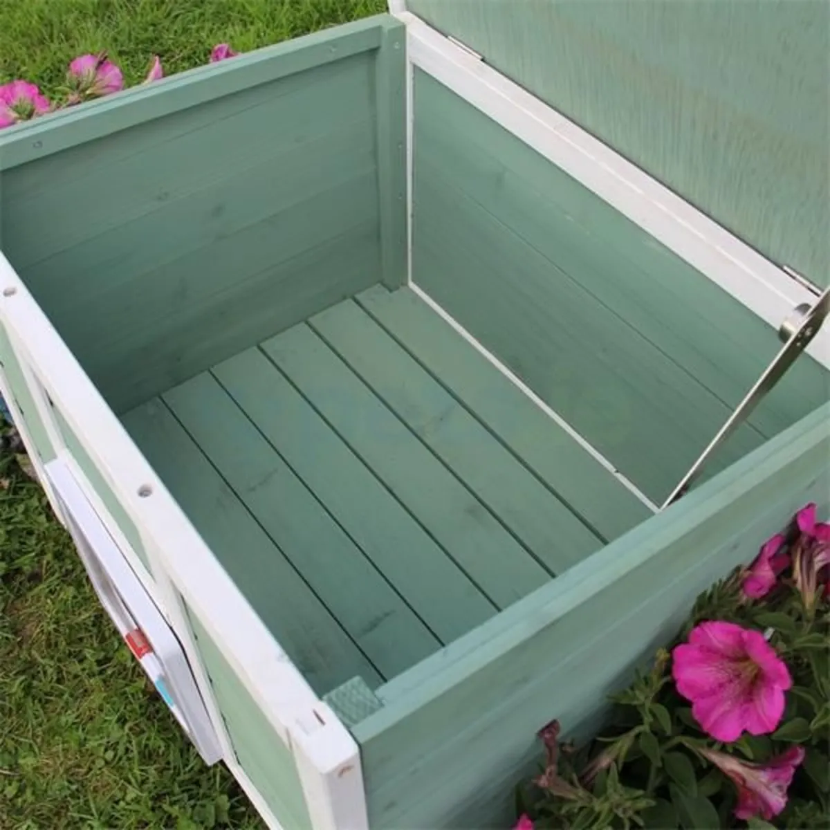 Cat House Kennel - Image 3