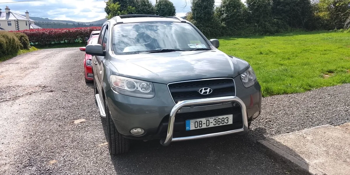 Hyundai SantaFe - Image 1