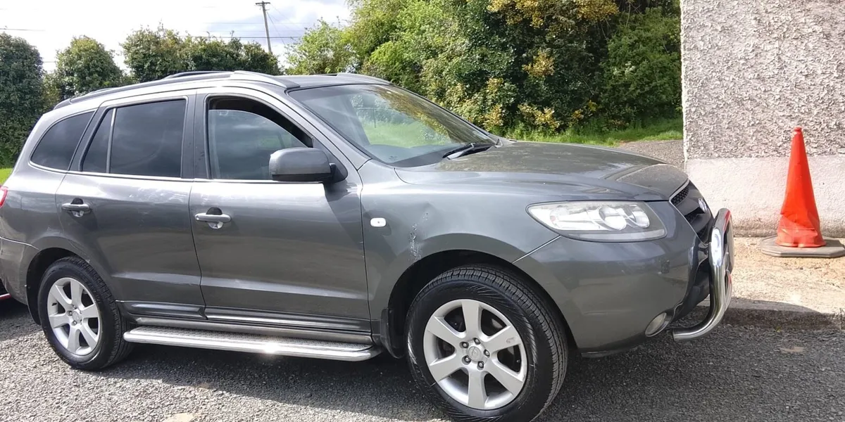 Hyundai SantaFe - Image 2