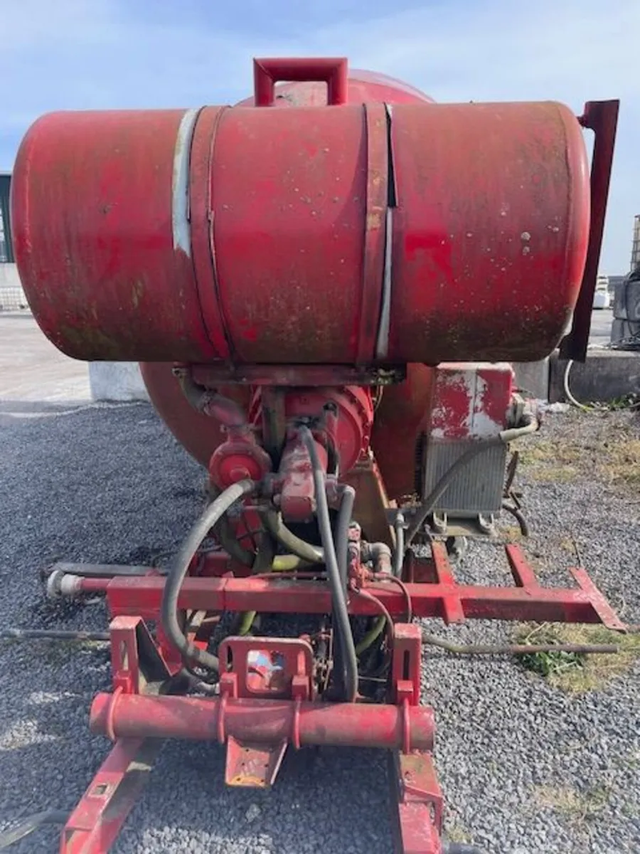 Concrete Truck Mixer / Tipper Body - Image 3