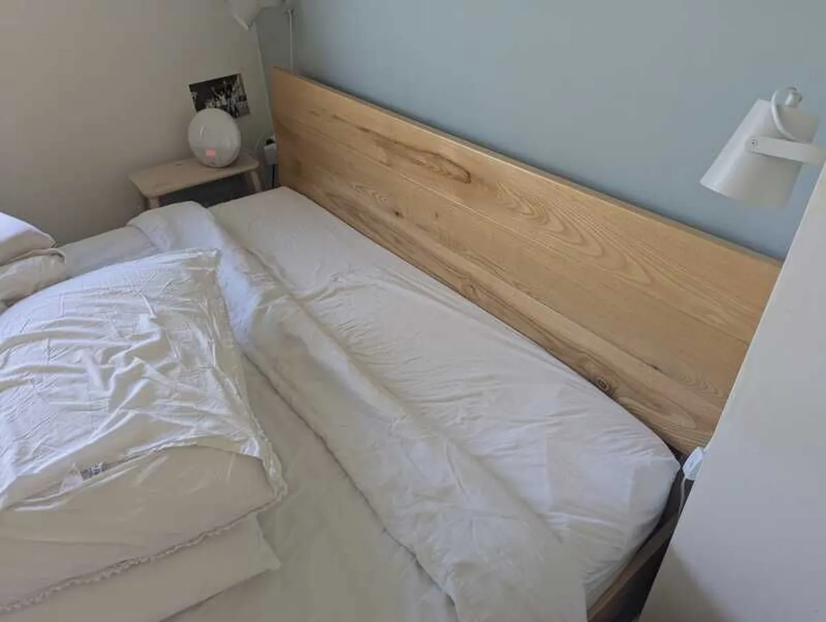 Solid Wood Bed frame 160 x 200 EU King - Image 1