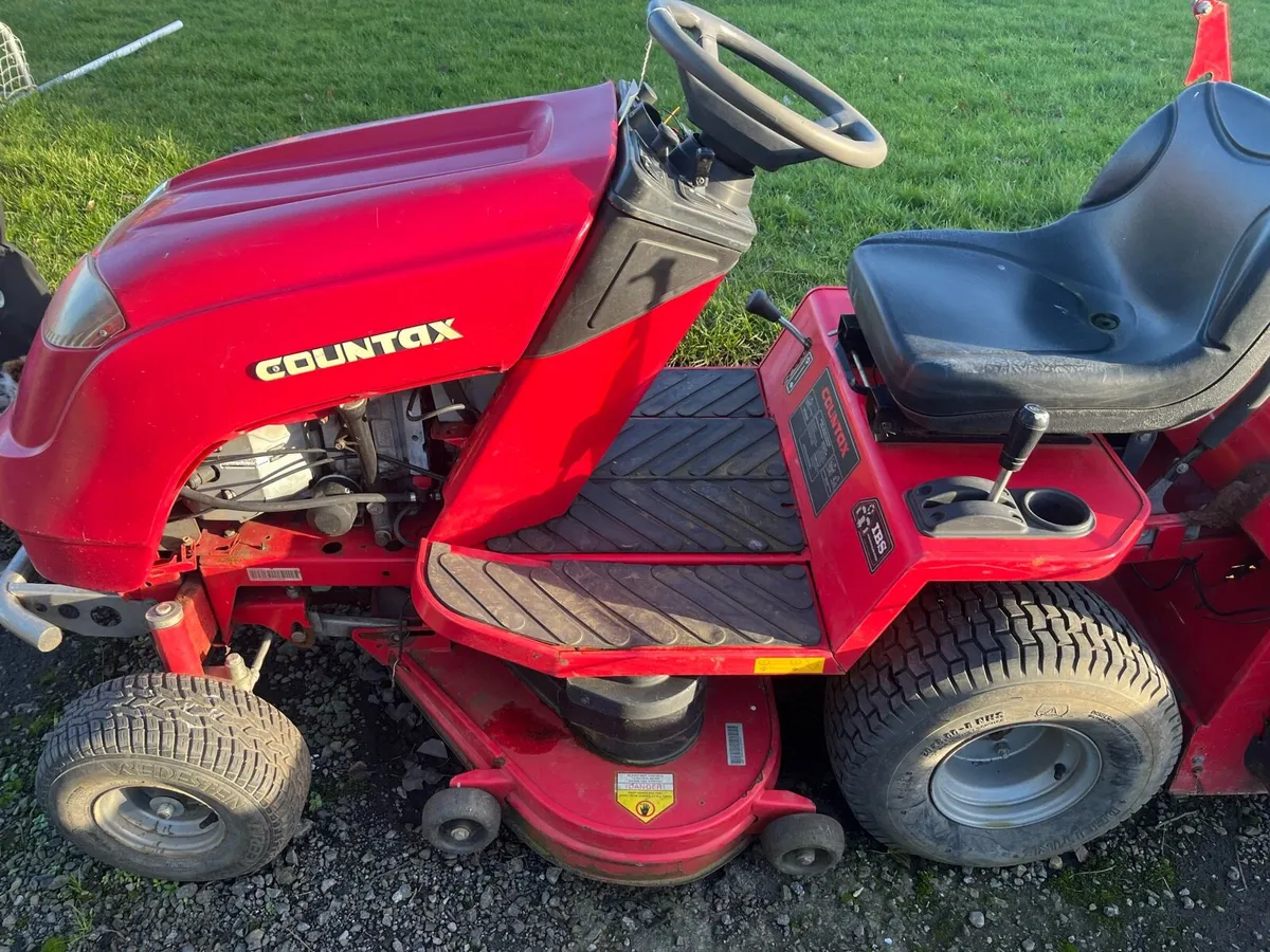 Countax hydrostatic v twin - Image 1