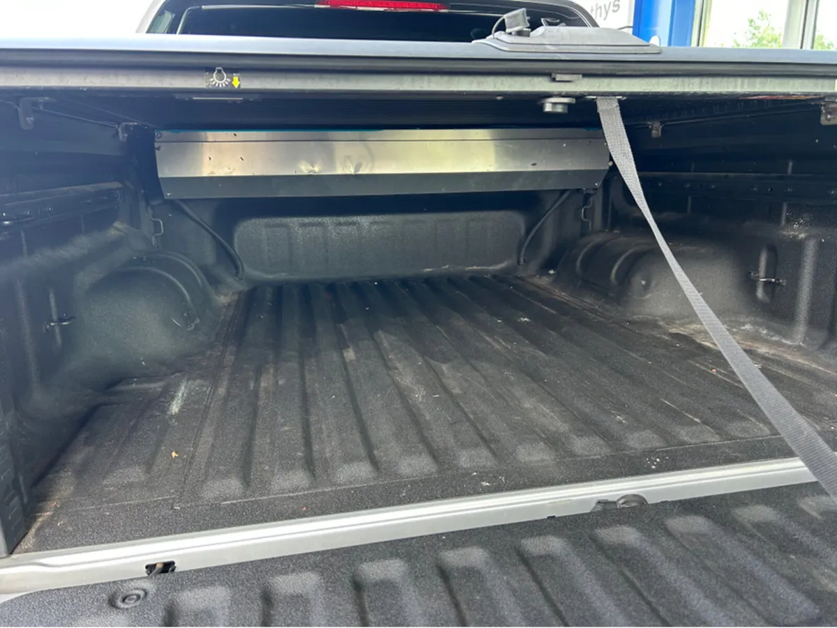 Ford Ranger WILDTRAK - 2.0 TDI 213 - Image 2