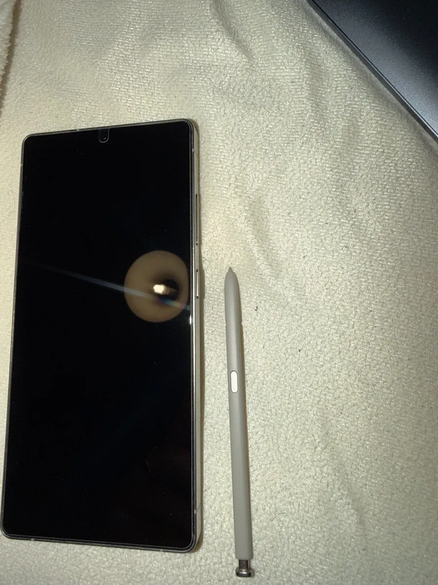 Samsung Galaxy S25 Ultra - Image 1