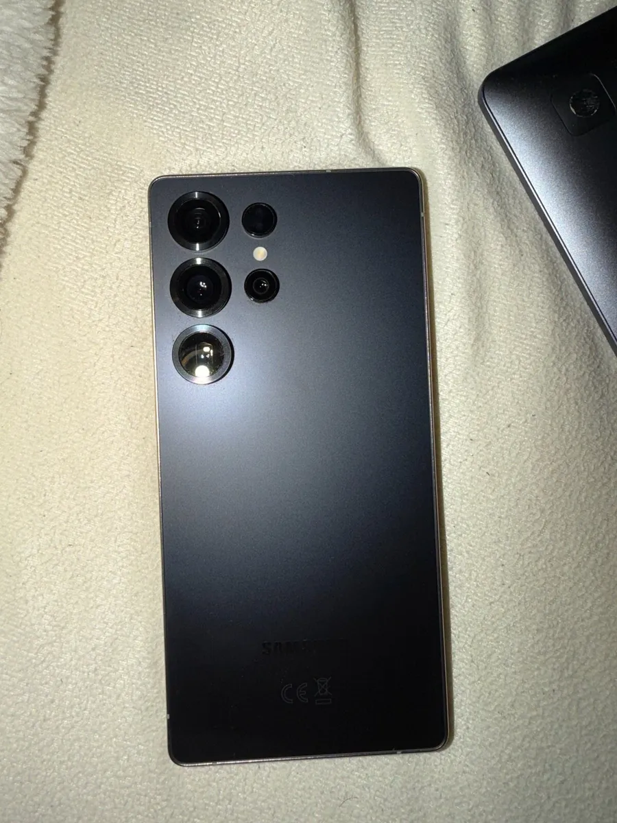 Samsung Galaxy S25 Ultra - Image 4