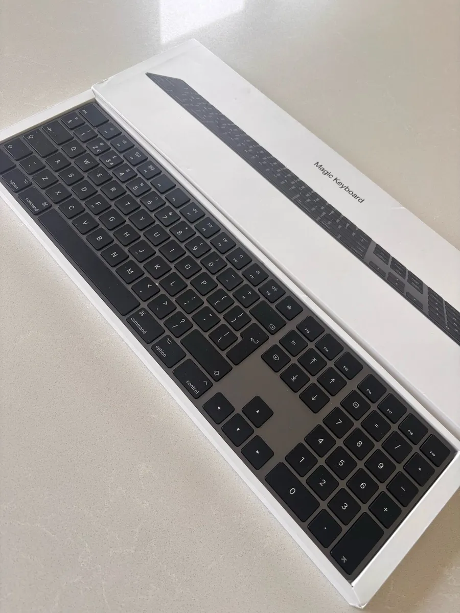 Brand New Apple Magic Keyboard - Image 2