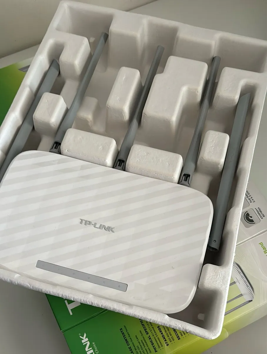 TP-Link Wireless Dual Band Router - Image 4