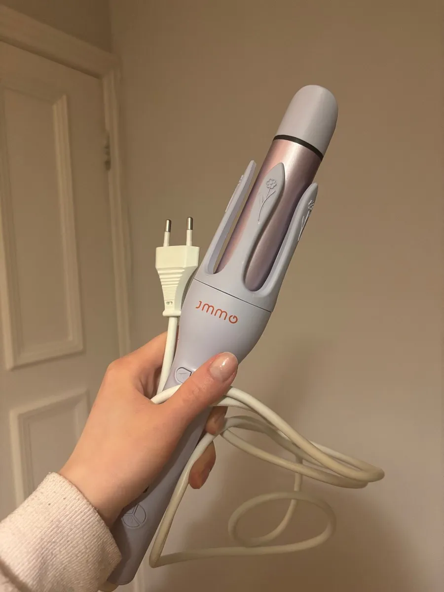 Automatic hair curler