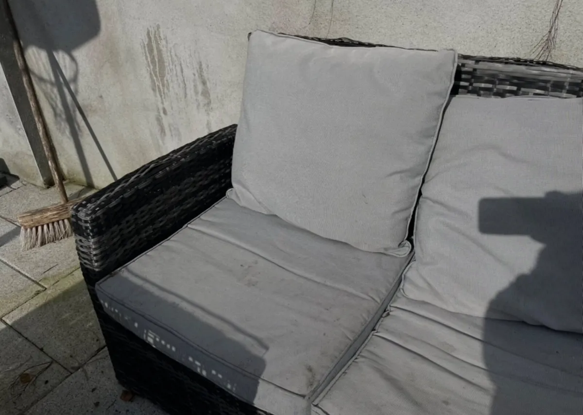 Rattan garden furniture corner sofa set - Image 3