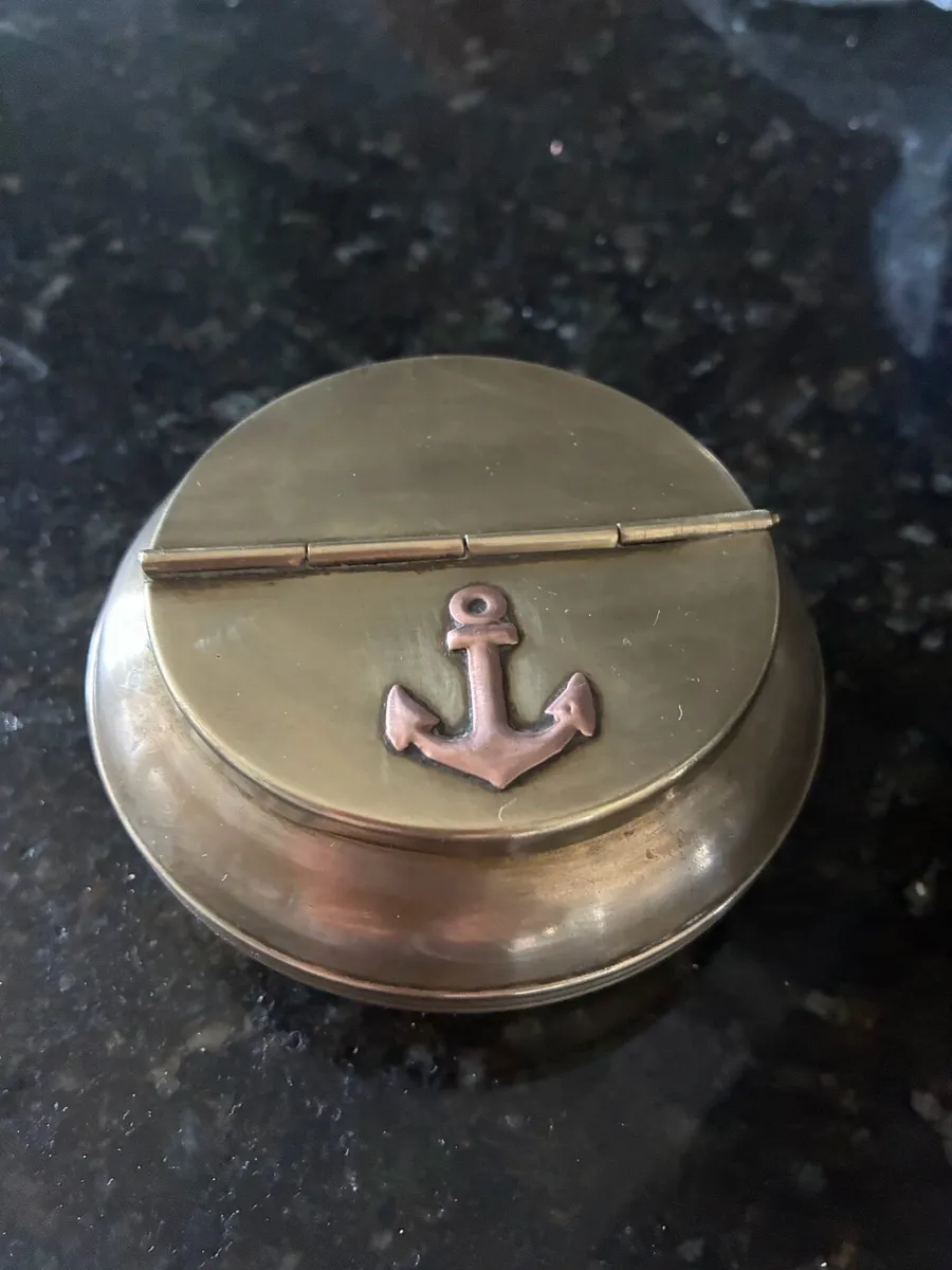 Vintage  Nautical Themed  Brass Ashtray - Image 2